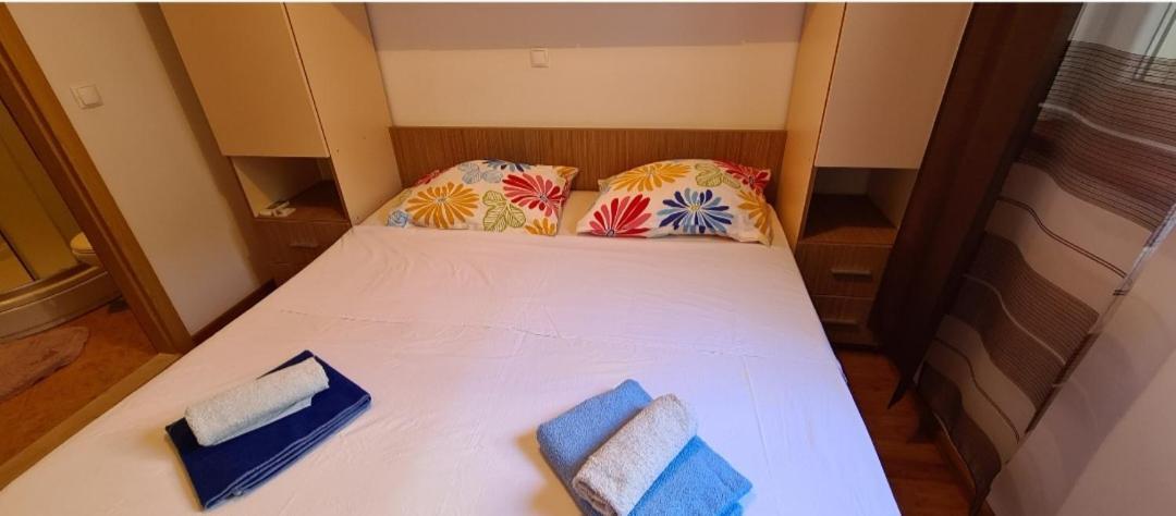 Apartmani Gizela Seget Donji Bilik gambar